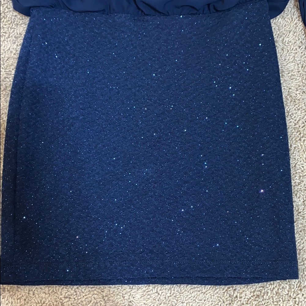 Dress - Picture 2 of 5
